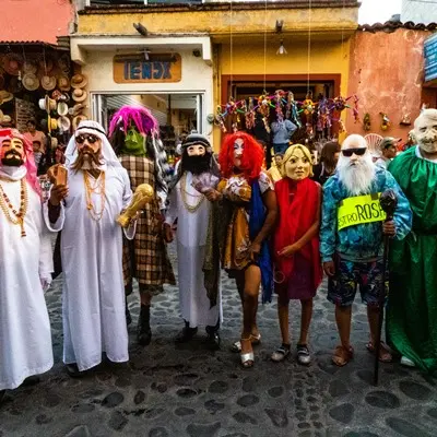 2022 - Entrega de Banderas de la Comparsa Azteca.